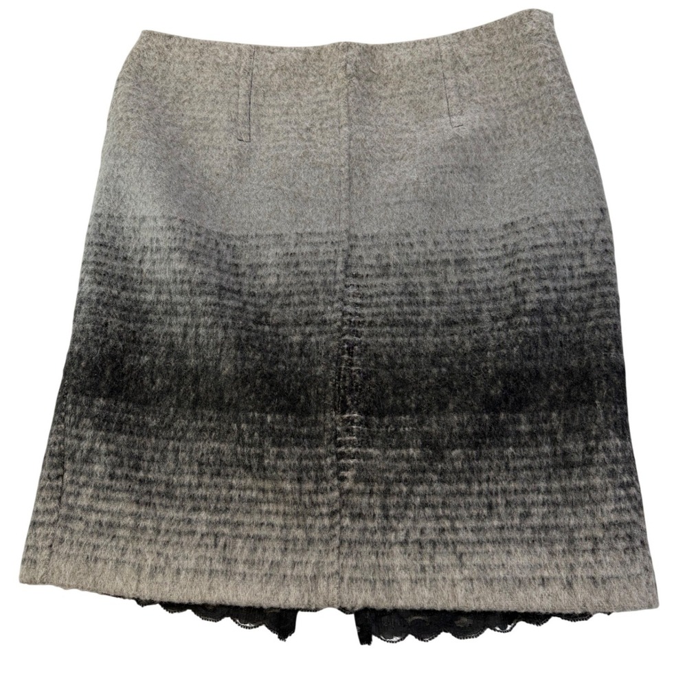 Trina Turk Wool Blend Ombre Pencil Skirt Gray Lace Hem Size 8 Career, Neutral